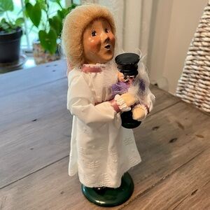 𝅺1993 Byers’ Choice Marie - Nutcracker series